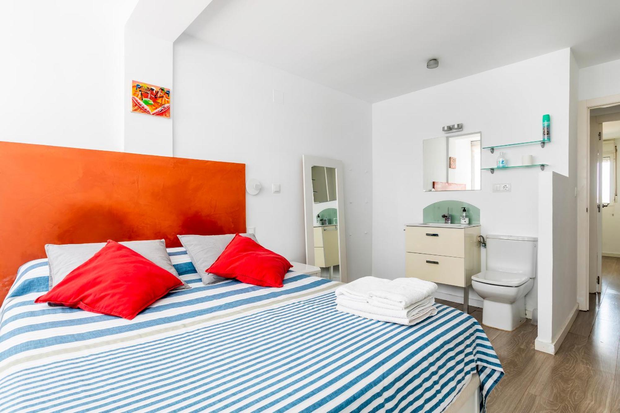 Fantastico Apartamento En Primerisima Linea Playa La Torre  المظهر الخارجي الصورة